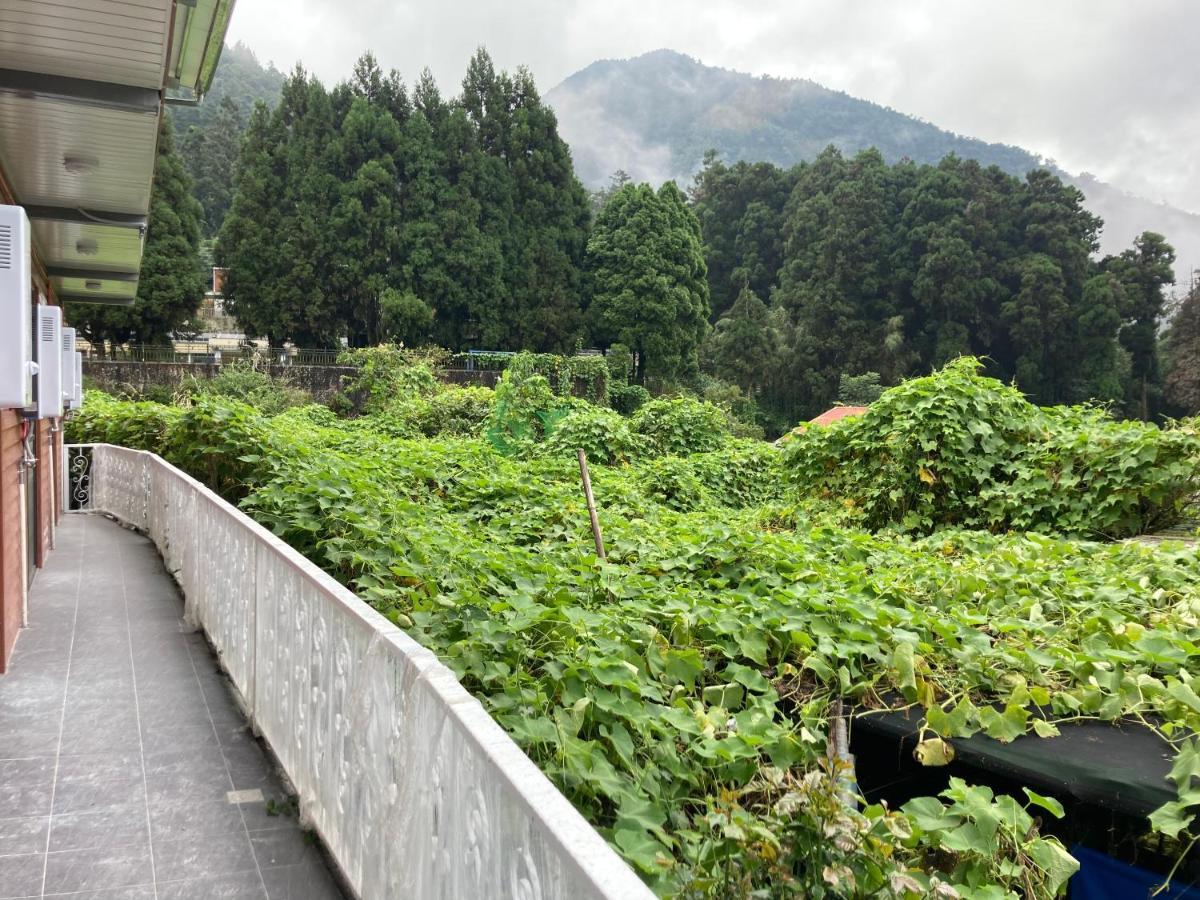 老老街 誠君民宿 Fenqihu Exterior foto